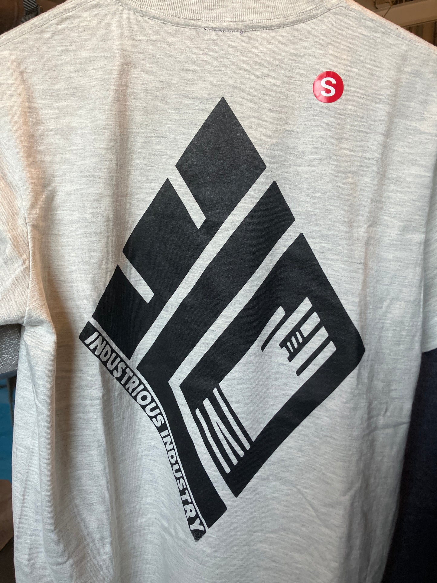 industrious industry Tシャツ B Sサイズ