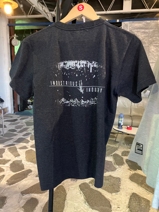industrious industry Tシャツ A Sサイズ